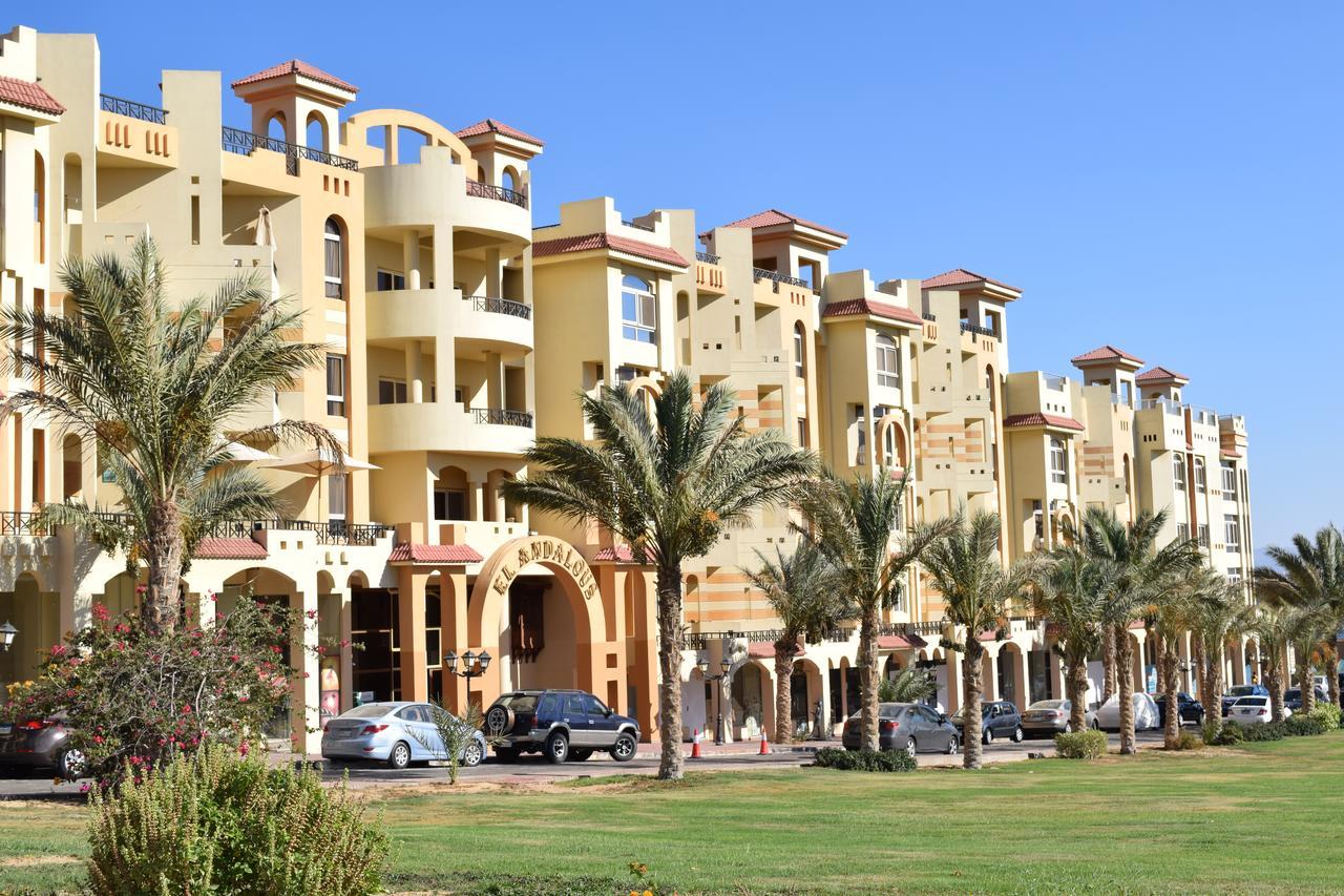 310 El Andalous Apartment Хургада Екстериор снимка